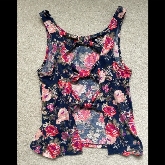 Mossimo floral tank top. Open back with ties. - Picture 2 of 2